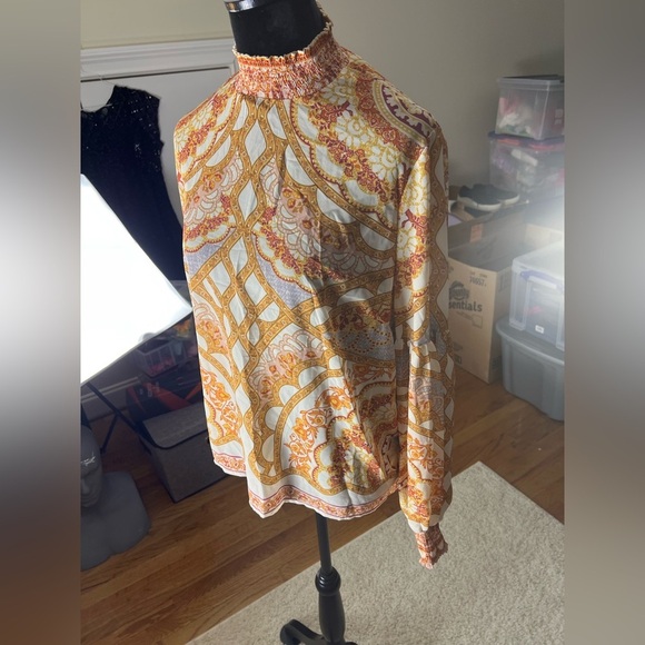 Women’s Size Large Perfectly Priscilla Forever Yours Print Top NWT - Picture 4 of 8